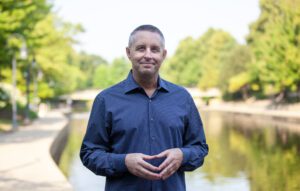 rob hinds salon industry consultant