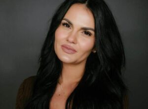 how to make more money as a hair extension artist