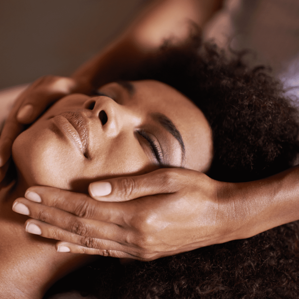 Salon Professionals: Comparing Commission and Booth Rental for Optimal Choice